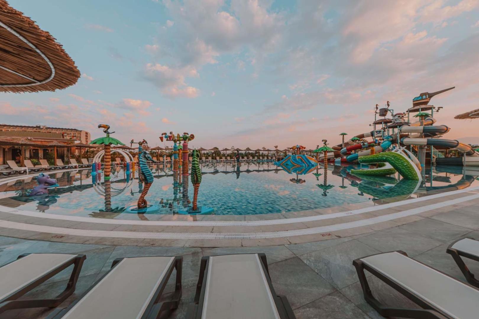 فندق Dream Fun World سيدي المظهر الخارجي الصورة
